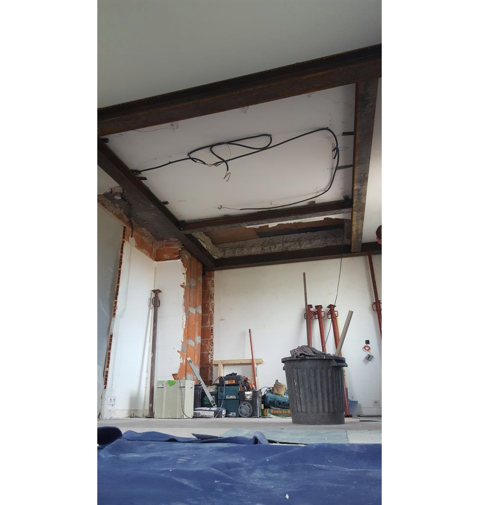 Démolition des murs dans la partie haute - Renobast